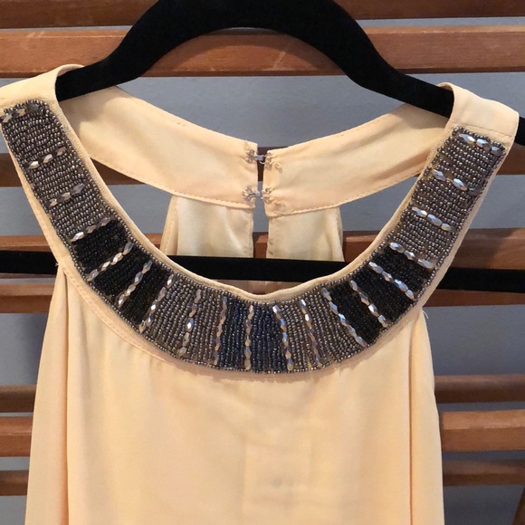 Plus size yellow tank top - Picture 3 of 4